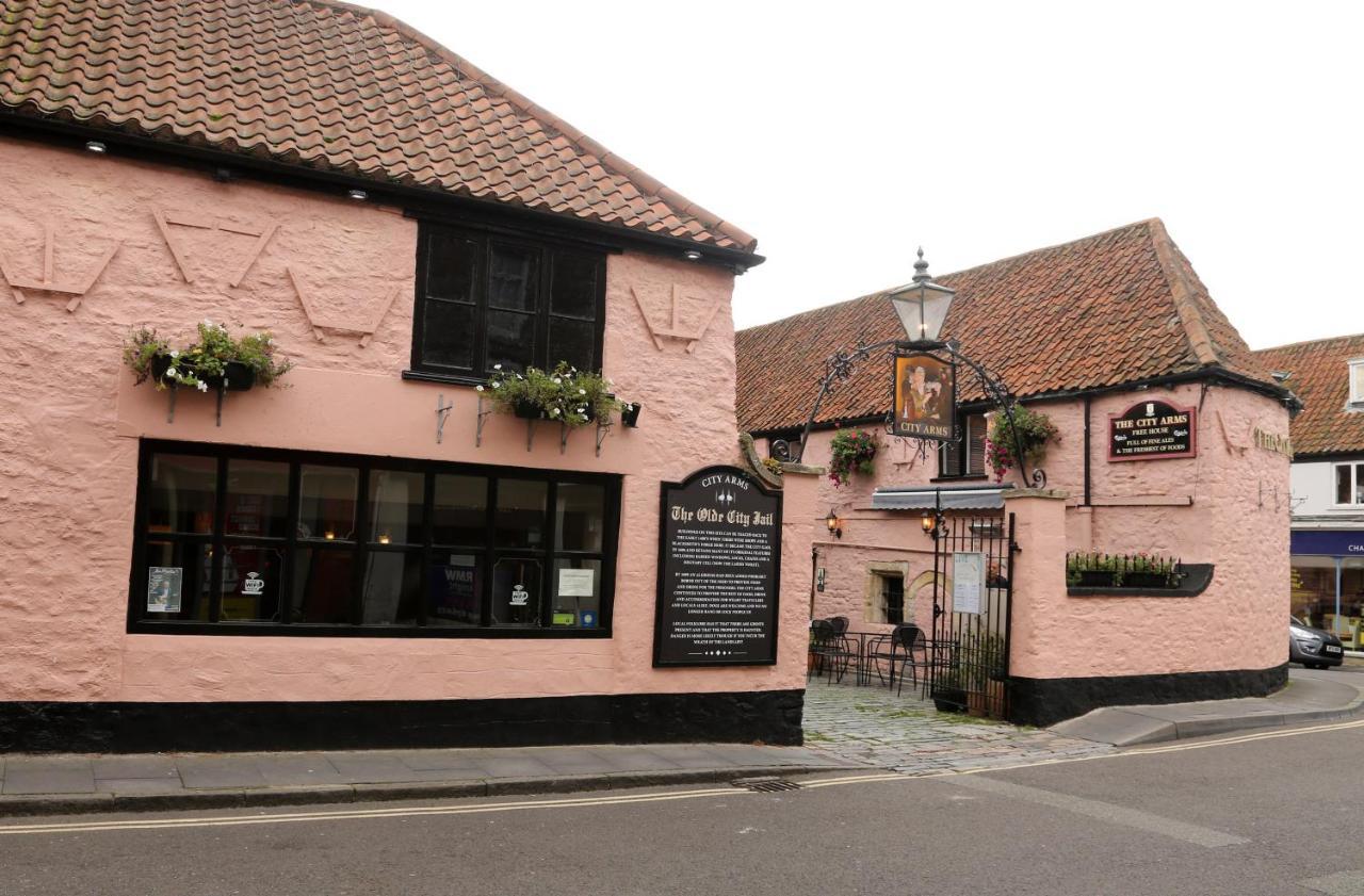 The City Arms Wells Buitenkant foto